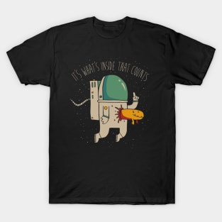 Astronaut & Alien - It's what's inside that counts T-Shirt